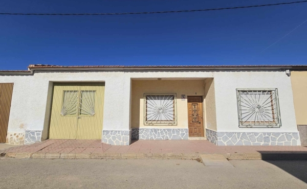  3 bed bungalow in el Jimenado